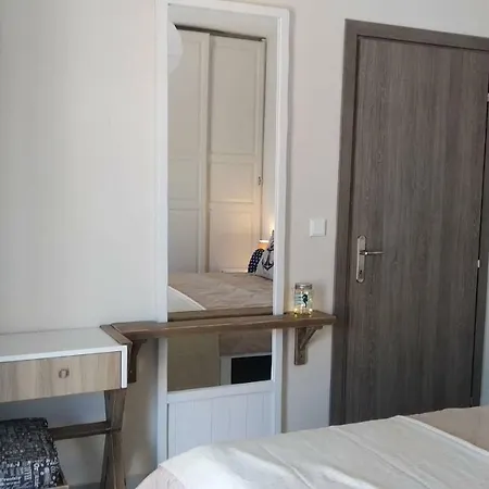 Happy Anchor Apartment