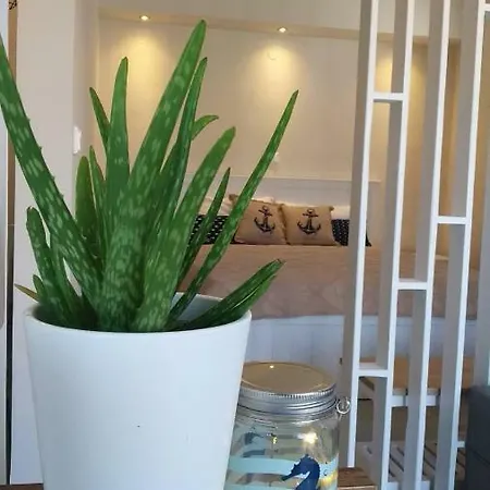 Happy Anchor Kallithea (Chalkidiki)