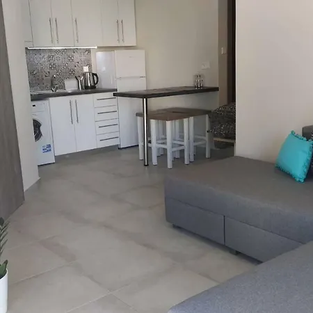 Apartment Happy Anchor