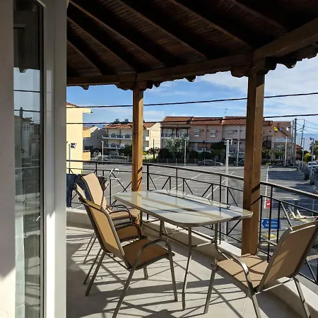 Happy Anchor Apartment