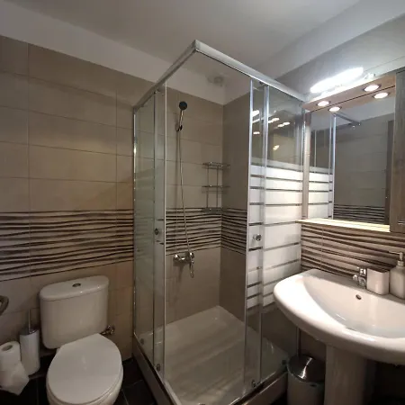 Happy Anchor * Kallithea (Chalkidiki)