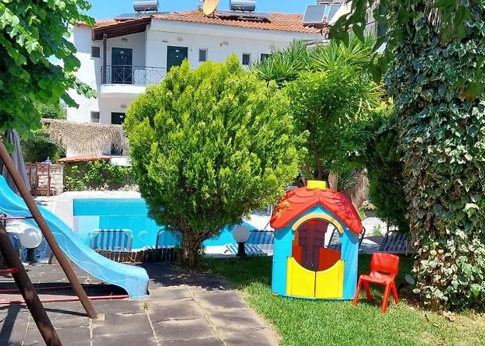 Happy Anchor Kallithea (Chalkidiki)